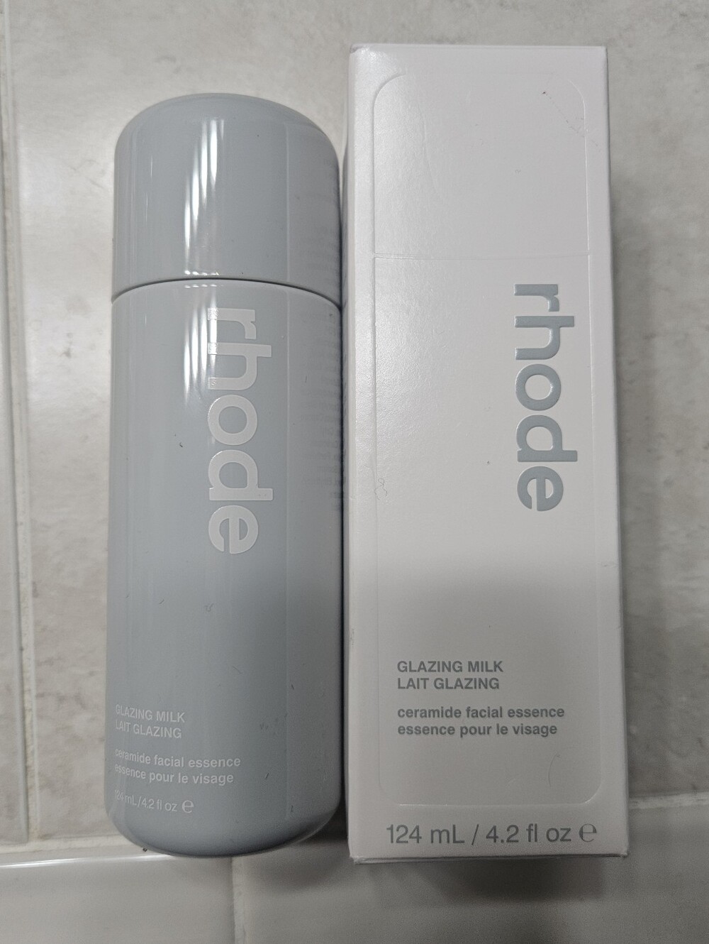 NWT Rhode Glazing Milk